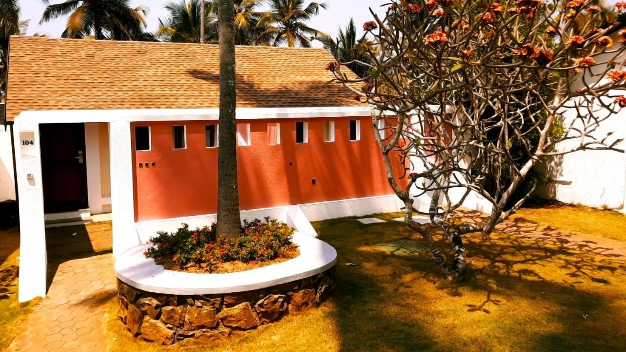 เดอะ ราวิซ โกวาลัม Hotel Thiruvananthapuram ภายนอก รูปภาพ