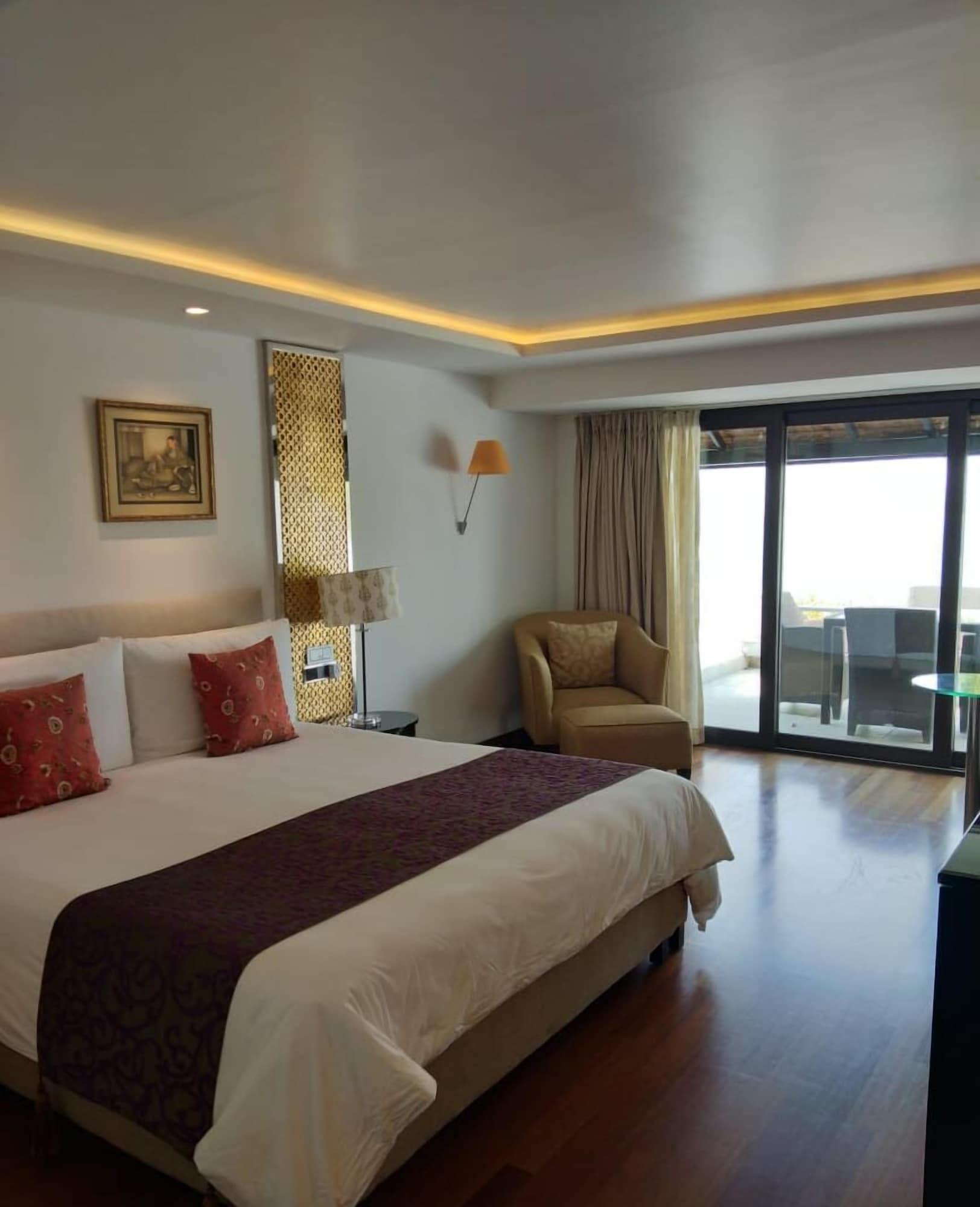เดอะ ราวิซ โกวาลัม Hotel Thiruvananthapuram ภายนอก รูปภาพ