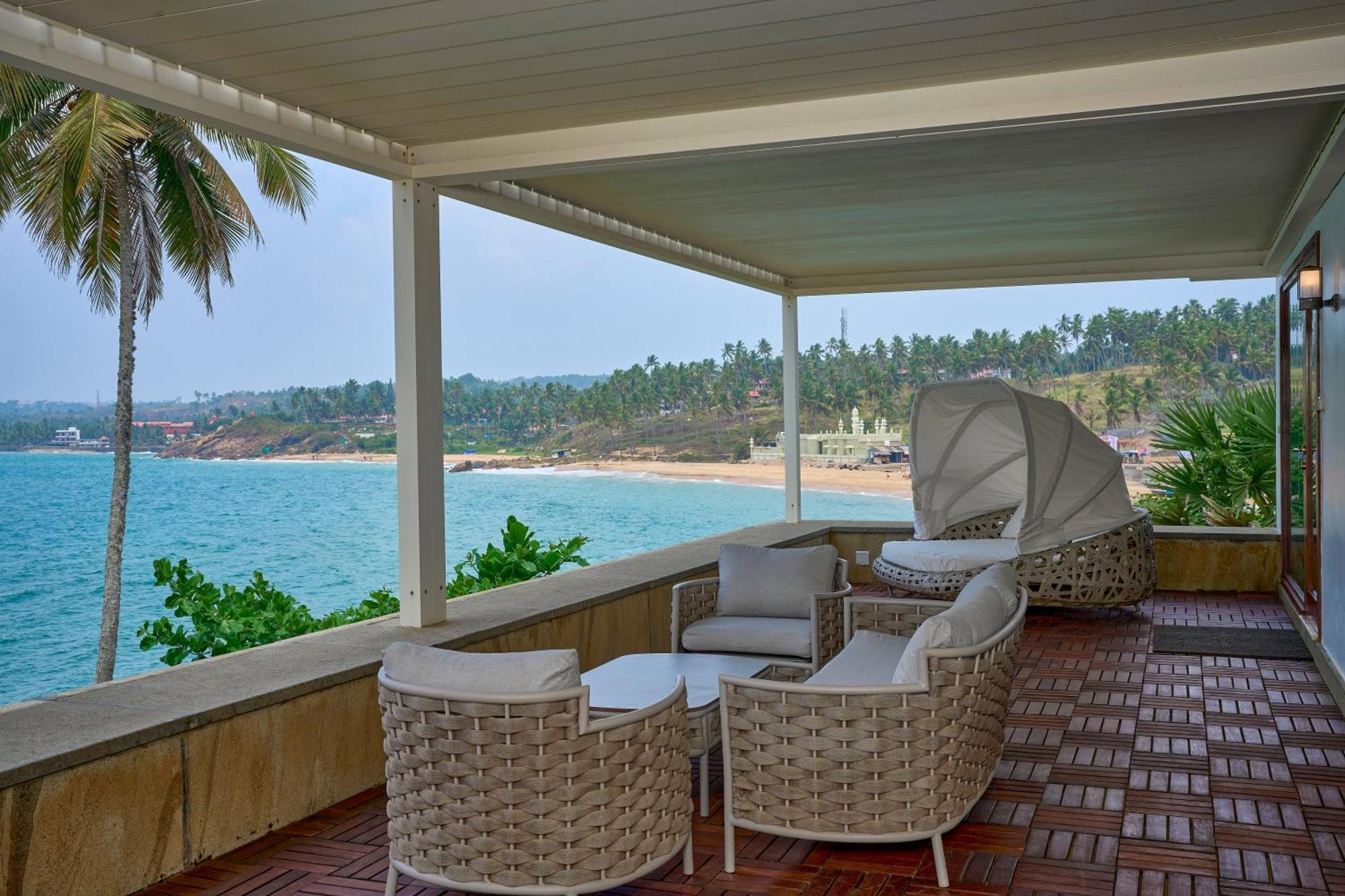 เดอะ ราวิซ โกวาลัม Hotel Thiruvananthapuram ภายนอก รูปภาพ